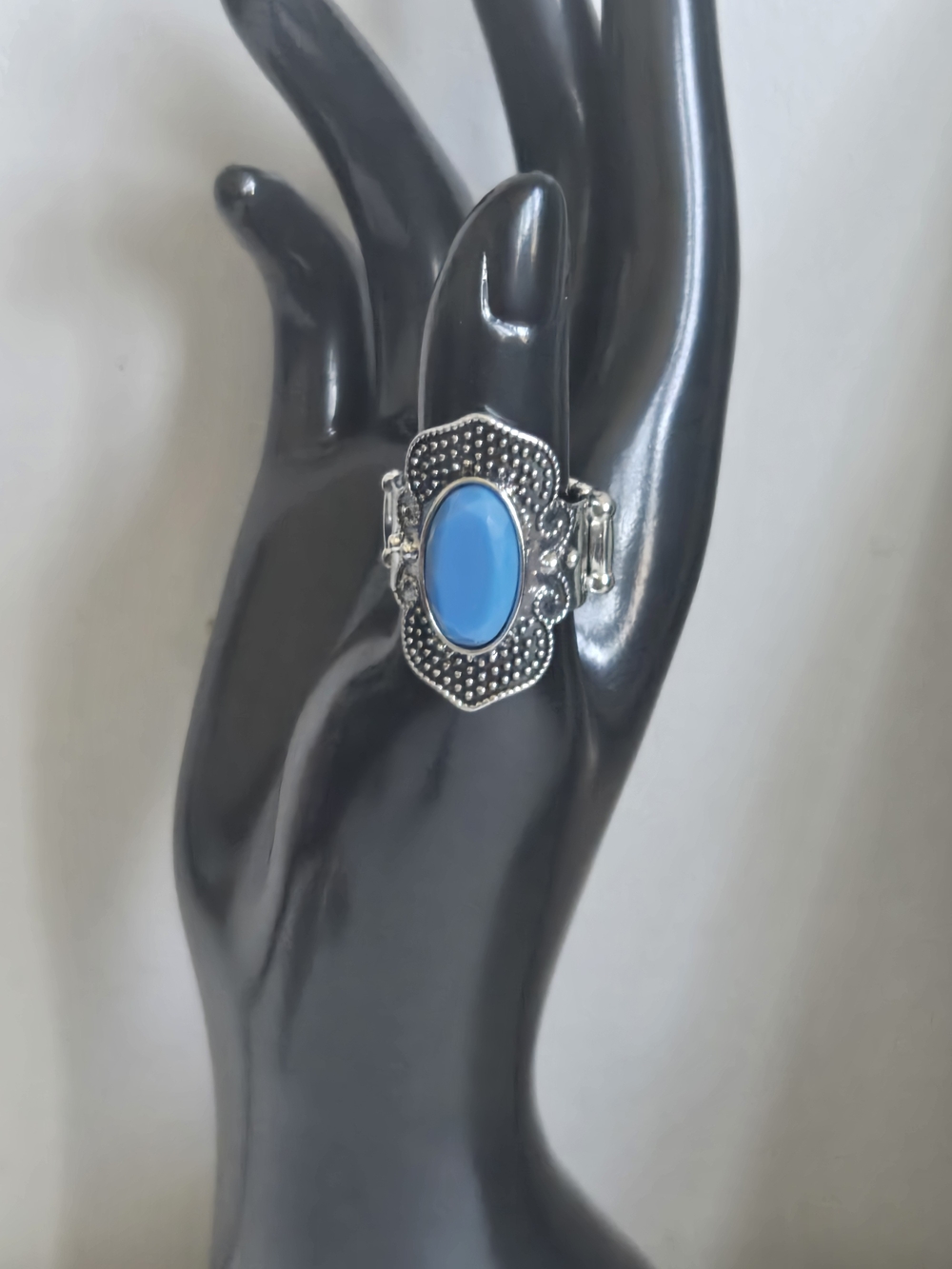 Ring - Picture 6 of 6